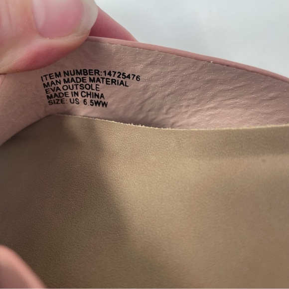 Torrid Pink Rose Gold Cross Buckle Slide Sandals Women’s Size 6.5 Wide Width - Picture 7 of 7